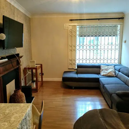 Deluxe City Centre Apartment *