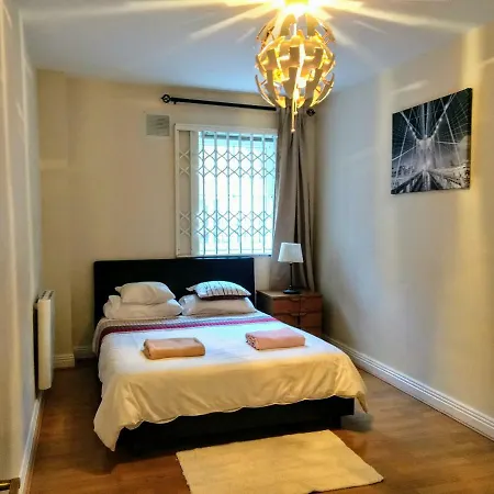 Deluxe City Centre Apartment